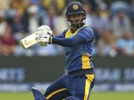 இது அவுட் தான்… ஆனா அவுட் இல்லை…!! நியூசி Vs இலங்கை மேட்சில் நடந்த சூப்பர் காமெடி..!!