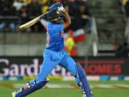 இப்படியா பண்ணுவீங்க விஜய் ஷங்கர்? களத்திலேயே கோபத்தை காட்டிய விராட் கோலி.. என்ன நடந்தது?