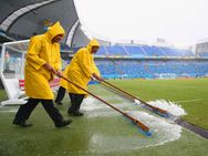 ஒழுங்கா வைகை ஆத்துல உலகக்கோப்பை வைங்கன்னு சொன்னேன்.. தெறிக்கவிடும் உலகக்கோப்பை மழை மீம்ஸ்!