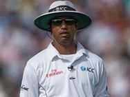 தொடரும் சர்ச்சை.. இந்திய அம்பயரை டிஸ்மிஸ் செய்த ஐசிசி..! தர்மசேனா நிலைமையை பார்த்தீங்களா?