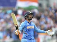 ஜடேஜா போட்ட அலேக் 50.. அரண்டு போன நியூசிலாந்து.. ஆர்ப்பரிக்கும் இந்தியா!