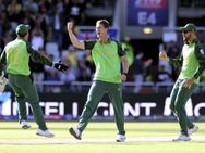 வார்னர் சதம் வீண்.. தென்னாப்பிரிக்கா ஆறுதல் வெற்றி… ஆஸி. போராடி தோல்வி!