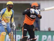 1 ரன்னில் சதத்தை தவறவிட்ட முரளி விஜய்.. சதம் அடித்து திண்டுக்கல்லை கரை சேர்த்த ஜெகதீசன்!