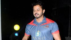 ஸ்ரீசாந்த்: ஸ்பாட் பிக்சிங்கில் சிக்கிய விவகாரம்..! வாழ்நாள் தண்டனை 7 ஆண்டுகளாக குறைப்பு..!!