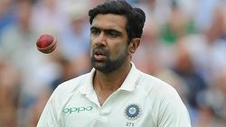 அஸ்வின் எங்கேப்பா..? டீமில் இல்லையா.. ஏன்? நேரடி வர்ணனையில் கோலிக்கு ஆப்பு வைத்த முன்னாள் கேப்டன்