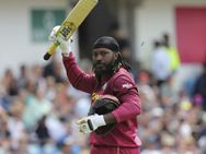 ஒரு மேட்ச் கூட கொடுக்க மாட்டோம்.. கிறிஸ் கெயிலுக்கு அதிரடியாக இடம் மறுத்த வெ.இண்டீஸ்.. ஏன் இப்படி?