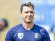 திடீரென ஓய்வை அறிவித்த வீரர்..! ஒட்டுமொத்தமாக அதிர்ந்து போன கிரிக்கெட் உலகம்..!!