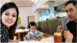 ராணுவத்தில் இருந்து ரிட்டர்ன் ஆன தல தோனி செஞ்ச முதல் காரியம்..! லீக்கான அந்த போட்டோ!