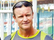 அதெல்லாம் ஒரு நாடு..? உசுருக்கு உத்தரவாதமில்ல.. ஆள விடுங்க..! கும்பிடு போட்டு ஓடிய பயிற்சியாளர்