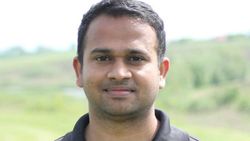 40 பந்தில் 105.. யாருப்பா அந்த சிவகாசி சிவகுமார்? டி20யில் ரோமானியாவை உலக சாதனை செய்ய வைத்த தமிழர்!