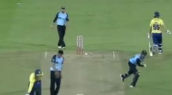 பவுலரை பந்தால் அடி, வெளுத்த விக்கெட் கீப்பர்…! வினையாகி போன அந்த முயற்சி..! வைரல் வீடியோ