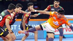 PKL 2019 : ஆல் - ரவுண்டர் புனேவை சமாளிக்க முடியாமல் சரிந்த பெங்களூரு புல்ஸ்!