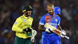 2 புதுமுகங்கள்.. சூப்பர் கேப்டன் டி காக்.. இந்தியாவை வீழ்த்திய தென்னாப்பிரிக்கா.. என்ன நடந்தது?