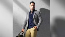 மீண்டும் புது கெட்டப்பில் தோனி..!! இப்போ, எங்கே என்ன செய்கிறார்..? வெளியான வைரல் போட்டோ