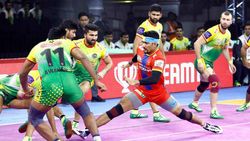 PKL 2019 : எல்லோருமே சூப்பர்.. யுபி யுத்தா அணி அதிரடி வெற்றி.. எதிர்த்து போராடிய அந்த எதிரணி வீரர்!