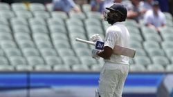 டெஸ்ட் அணியில் ரோஹித் சர்மாவுக்கு நடந்த கொடுமை.. வரிந்து கட்டிக் கொண்டு நியாயம் கேட்ட யுவராஜ் சிங்!