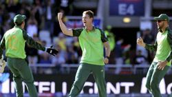 யப்பா இந்தியன் டீம்! இந்த “கத்துக்குட்டி” டீம்கிட்ட தோத்துட்டு வந்துறாதீங்க.. மானமே போயிடும் #INDvSA