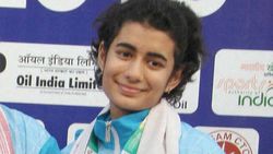 இது தங்கம் நம்பர் 3...! உலக கோப்பை துப்பாக்கிச் சுடுதலில் அசத்தும் இந்தியா..! குவியும் வாழ்த்துகள்