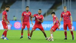 அதிக கோல் அடிக்கத் துடிக்கும் ஏடிகே அணி.. முதல் வெற்றியை பெறுமா சென்னை?