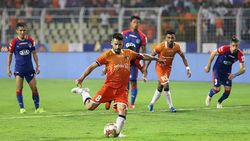 ISL 2019-20 : கோவா – பெங்களூரு அணிகள் மோதல்.. ஆளுக்கு ஒரு கோல்.. டிராவில் முடிந்த போட்டி!