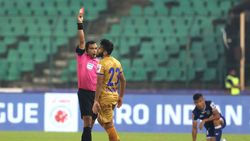 ISL 2019-20 : கடைசி வரை ஒரு கோல் கூட இல்லை.. சென்னையின் எஃப்சி - மும்பை சிட்டி அணி ஆட்டம் டிரா!