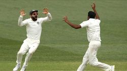 கோலியின் மிரள வைக்கும் திட்டம்.. புஜாரா அங்க நின்னா.. இங்க விக்கெட் விழும்.. சான்ஸே இல்லை!