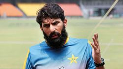 இப்படி ஒருத்தர் நமக்கு தேவையே இல்லை.. செம கடுப்பான கோச்.. பாக். கேப்டன் நீக்கம்.. பகீர் பின்னணி!