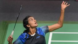 பேட்மிண்டன் தரவரிசை.. கீழே இறங்கிய பிவி சிந்து.. டாப் 25க்குள் பாருபள்ளி காஷ்யப்!