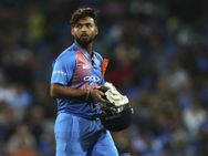 வாய்ப்பு கொடுத்தோம்.. ஏமாற்றிவிட்டார்.. ரிஷாப் பண்ட் மேல் பொங்கிய பிசிசிஐ.. அதிரடி நீக்கம்!