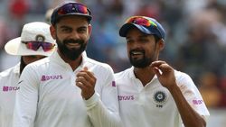 தம்பி.. அவ்ளோ தான்.. வீட்டுக்கு கிளம்புங்க.. சிறப்பாக ஆடியும் ஒரே ஒரு போட்டியுடன் கழட்டி விட்ட கோலி!