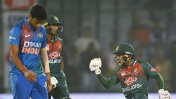 இதுவரை இப்படி நடந்ததே இல்லை.. நடக்காம பார்த்துக்கோங்க! ரோஹித்தை நம்பும் ரசிகர்கள்!