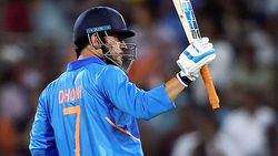 உலகக்கோப்பை இறுதியில் என் செஞ்சுரியை கெடுத்ததே தோனி தான்.. முன்னாள் வீரர் அதிர்ச்சி புகார்!