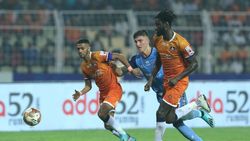 ஒரு கோல் அடித்து.. ஜாம்ஷெட்பூர் எஃப்சி அணி அபார வெற்றி.. பலமான கோவா அணியை வீழ்த்தியது!