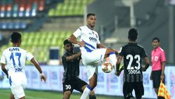ISL 2019-20 : ஒடிசா – ஏடிகே அணிகள் கடும் மோதல்.. டிராவில் முடிந்த போட்டி!