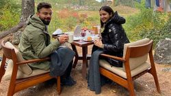 கோலி பிறந்த நாள்.. பூடானில் கொண்டாட்டம்.. கன்னுக்குட்டிக்கு ஊட்டி விட்டு.. மலையேறி அனுஷ்கா ஹேப்பி!