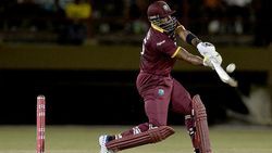 இந்தா பாருங்க.. இதுவா நோ பால்.. நடுவருக்கு பீதி கிளப்பிய கேப்டன் பொலார்ட்!