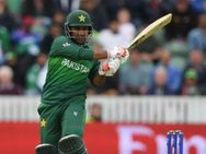 இதைப் பண்ணிட்டு வாங்க.. பதவி நீக்கப்பட்ட கேப்டன் சர்பராஸ்-க்கு பிரதமர் இம்ரான் கான் அதிரடி ஆலோசனை!