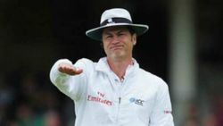 இன்னும் பயம் போகலை.. 2009 பாகிஸ்தான் தீவிரவாத தாக்குதலில் தப்பிய அம்பயரின் அதிர்ச்சி கதை!