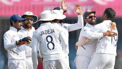 சம்மட்டி அடி.. வங்கதேசத்தை புரட்டிப் போட்ட இந்தியா.. இன்னிங்க்ஸ் வித்தியாசத்தில் இமாலய வெற்றி!