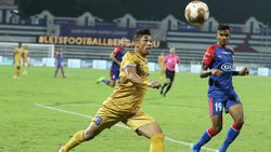 ISL 2019-20 : மும்பை அணி த்ரில் வெற்றி.. பெங்களூரு எஃப்சியை வீழ்த்தியது!