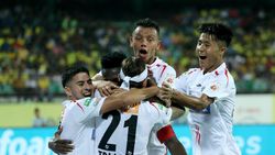 ISL 2019-20 : விறுவிறுப்பாக நடந்த போட்டி.. போராடி டிரா செய்த கேரளா - நார்த் ஈஸ்ட் அணிகள்!