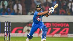 25 பந்தில் 26 ரன்கள்.. படுமோசம்.. நான் ஒழுங்கா ஆடலை.. செய்த தப்பை ஒப்புக் கொண்ட கேப்டன் கோலி!