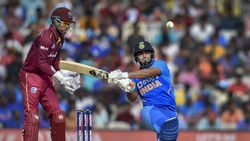 என்னைப் பார்த்தா குட்டிப்பையன் மாதிரி இருக்கா? 16 பந்தில் 39 ரன்! மரண அடி.. தெறிக்கவிட்ட இளம் வீரர்!