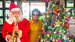 கிறிஸ்துமஸ் வாழ்த்துக்களை பகிர்ந்த பிரபல கிரிக்கெட் வீரர்கள்