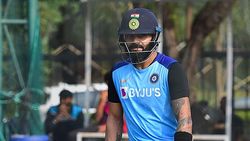 அந்த வார்த்தைக்காக காத்துக் கொண்டிருந்த ரசிகர்கள்.. இரண்டே வார்த்தையில் ஏமாற்றிய கேப்டன் கோலி!