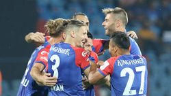 ISL 2019-20 : ரொம்ப ஈஸி.. ஹைதராபாத் அணியை ஊதித் தள்ளிய பெங்களூரு!