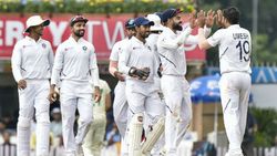 இனி டீம்ல சான்ஸ் கிடையாது.. அப்படியே கிளம்புங்க.. ட்ரிபுள் செஞ்சுரி அடித்த வீரருக்கு நேர்ந்த கதி!