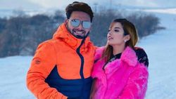 உன்னோடு நான் இருந்தால்... என்னை நான் மிகவும் விரும்புகிறேன்... கவித... கவித...