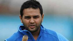 ஒழுங்கா ஆடலைனா அப்படித்தான் பேசுவாங்க.. இளம் வீரருக்கு அதிரடி அட்வைஸ் சொன்ன பார்த்திவ் பட்டேல்!