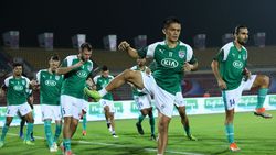 சாம்பியன் பெங்களூரு அணியை சந்திக்கும் ஜாம்ஷெட்பூர்.. டாப் 4க்கான பரபர போட்டி!